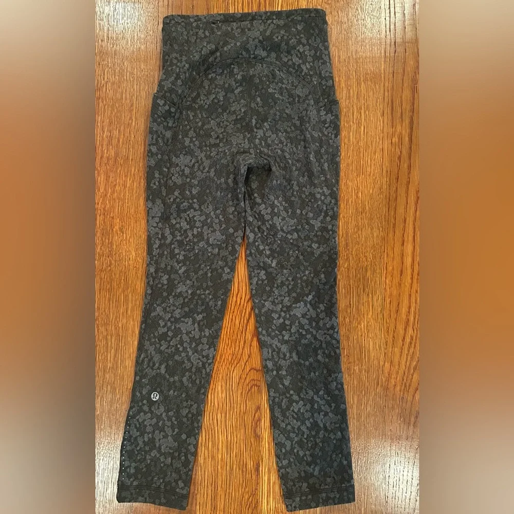Lululemon Wunder Under High-Rise Leggings – Floral Jacquard – Size S
